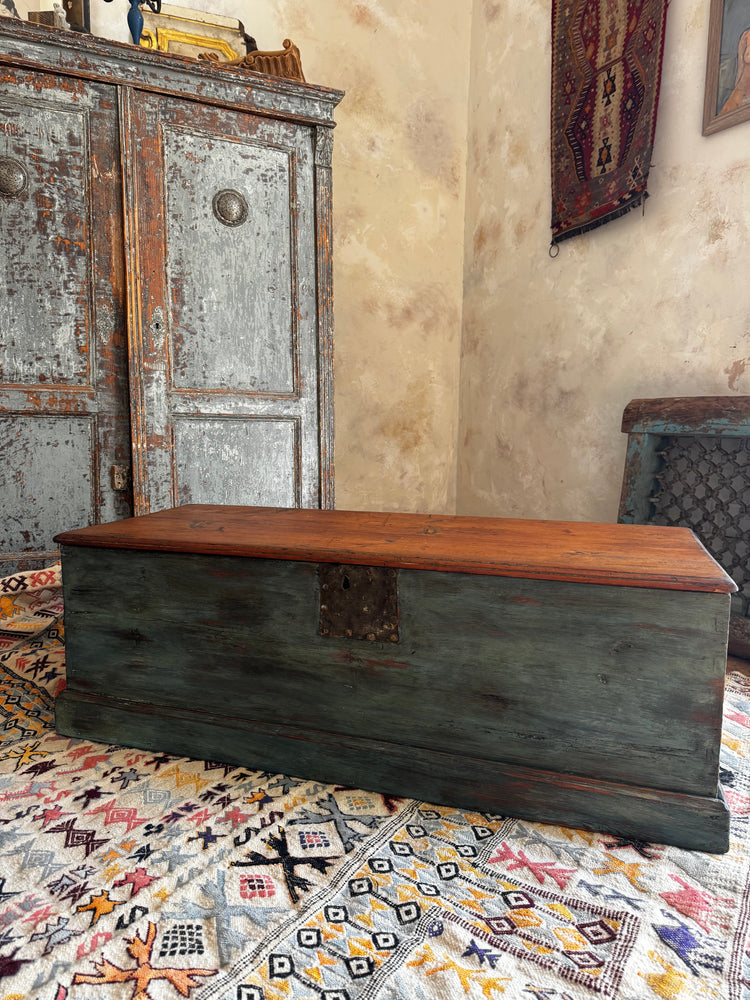 Early 20th-Century Restored Coffee Table Trunk
