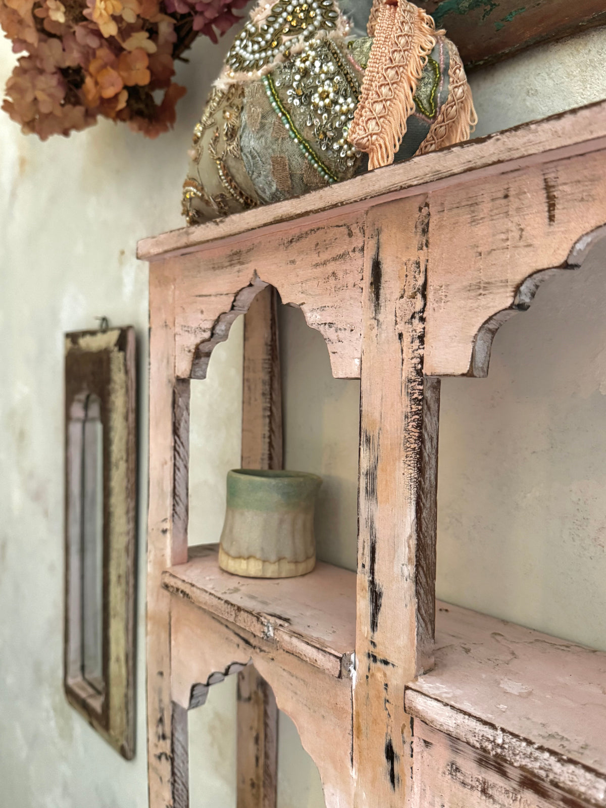 Pink Four-Arch Indian Wall Shelf