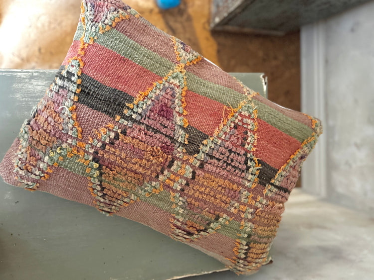 Vintage Moroccan Boucherouite Rug Cushion Cover