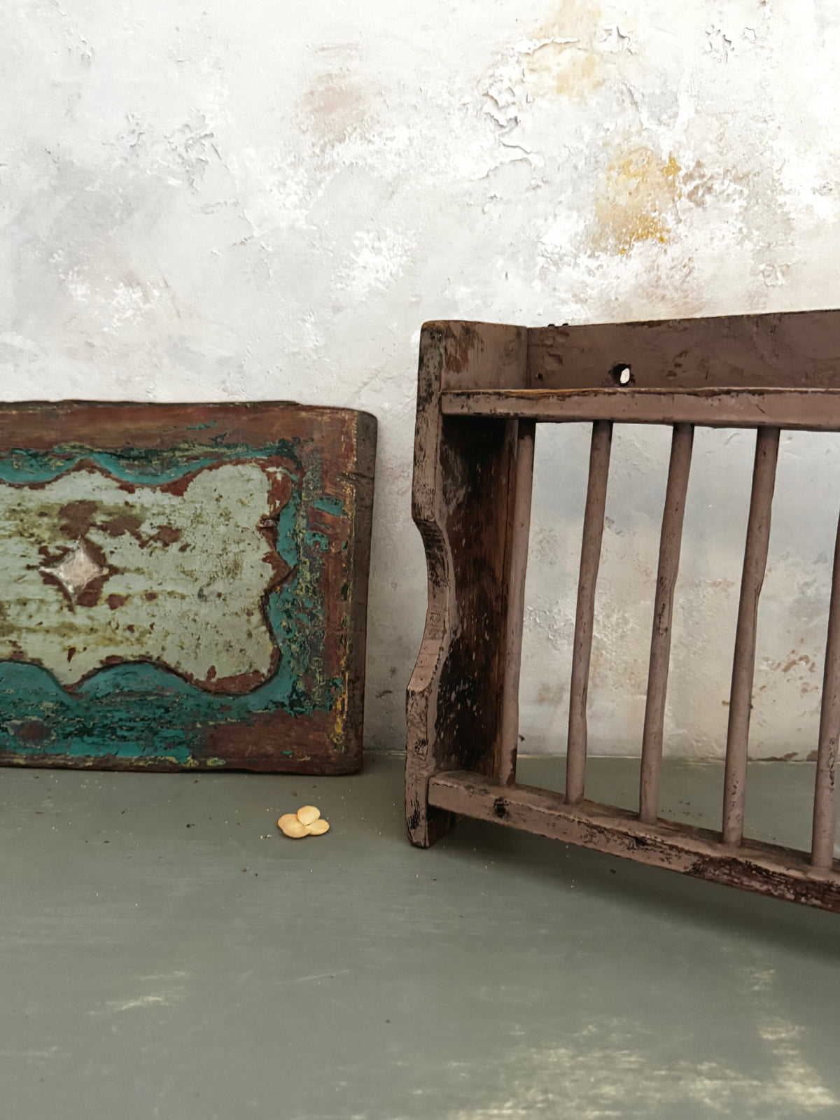 Small Antique Wooden Plate Rack