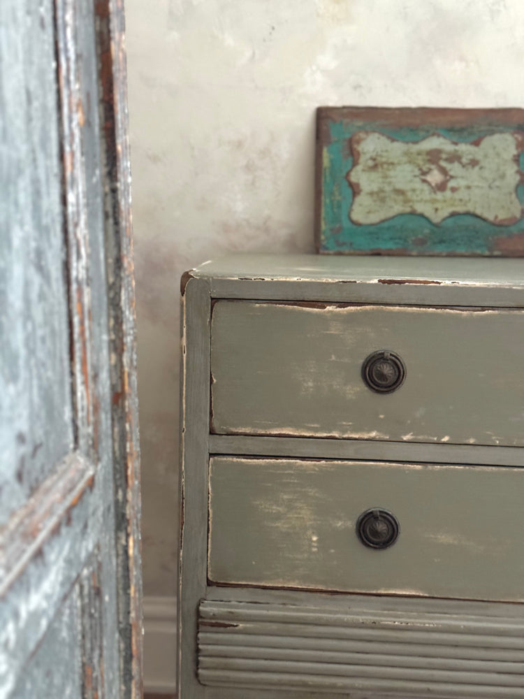 Vintage Painted Chest of Drawers