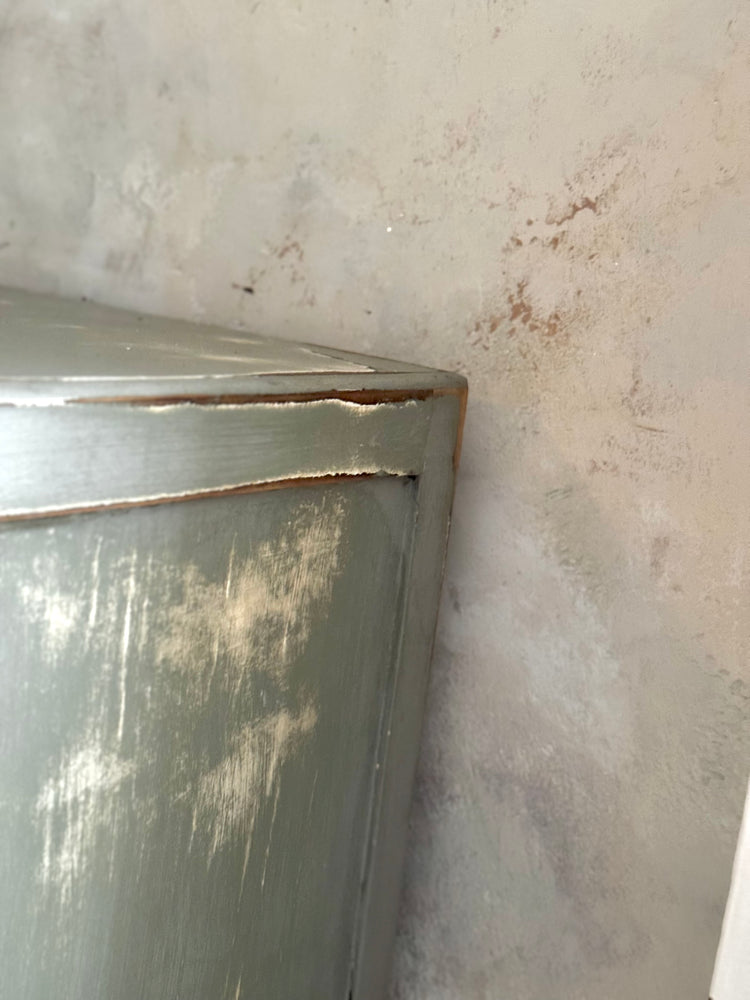Vintage Painted Chest of Drawers